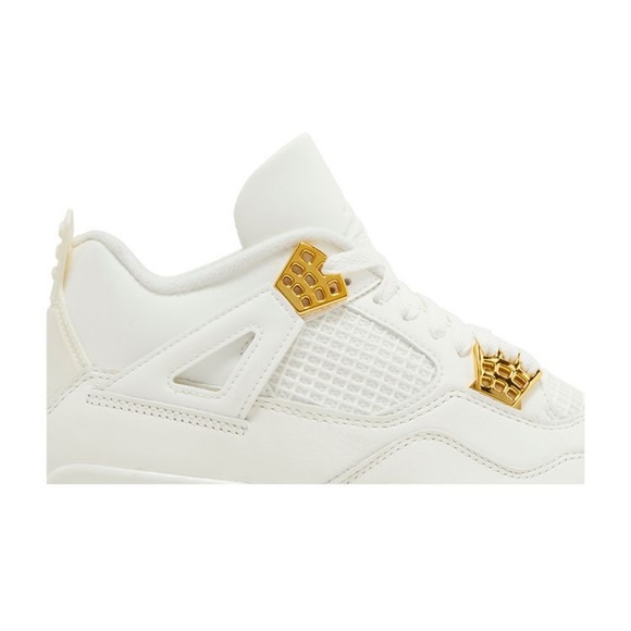 New - Nike woman’s Jordan 4 Retro metallic gold - Picture 5 of 9